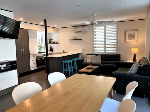 The Hastings Beach Houses - Tourism Guide 7