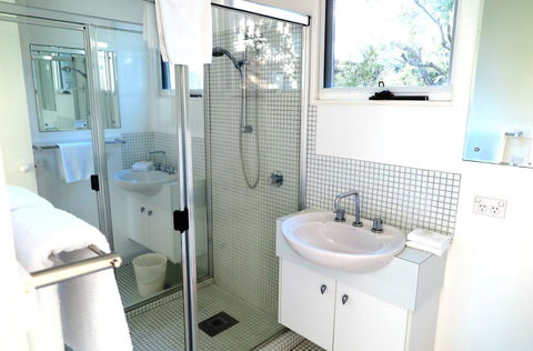 The Hastings Beach Houses - Tourism Guide 33