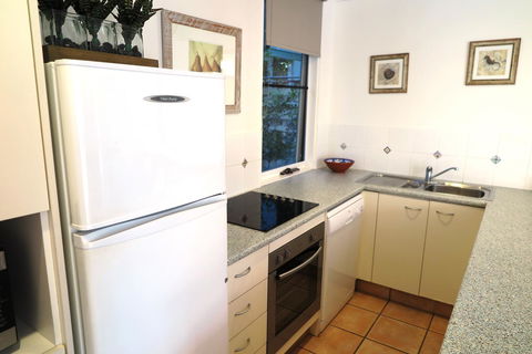 The Hastings Beach Houses - Tourism Guide 40