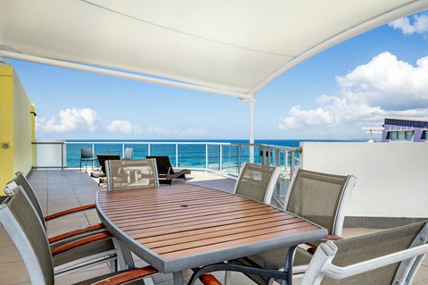 Rolling Surf Resort - Cruises Travel 9