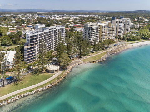 Ramada Resort By Wyndham Golden Beach - Cruises Travel 39