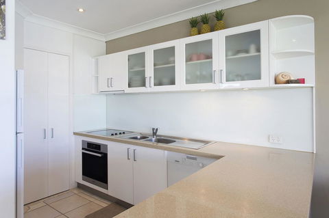Noosa Shores Resort - Travel Search 21