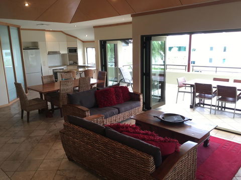 Bella Casa Noosa - Tourism Guide 35
