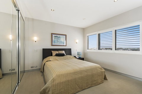 Redvue Holiday Apartments - Tourism Guide 18