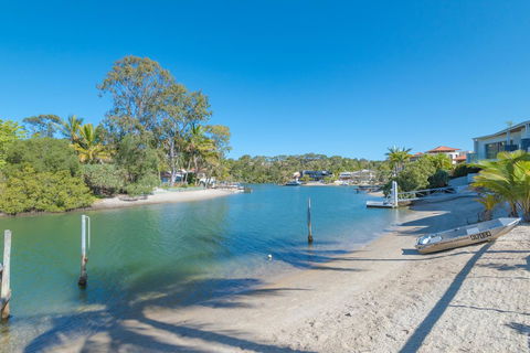 Caribbean Noosa - Travel Search 1