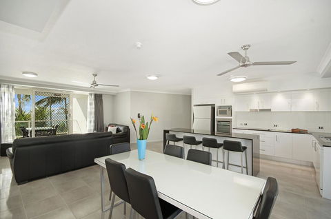 Mariners North Holiday Apartments - Travel Agents 40