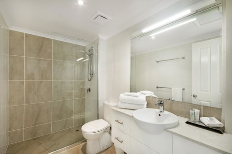 Mariners North Holiday Apartments - Travel Agents 39