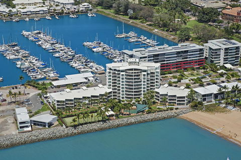 Mariners North Holiday Apartments - Travel Agents 20