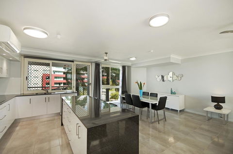 Mariners North Holiday Apartments - Travel Agents 29