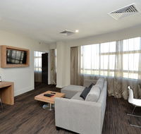 Hotel Grand Chancellor Townsville - Cruises Travel