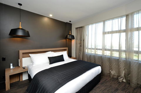 Hotel Grand Chancellor Townsville - Travel Agents 5