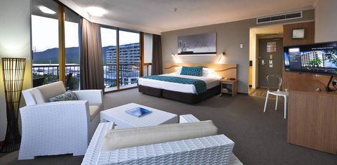 Pacific Hotel Cairns - Tourism Guide 42