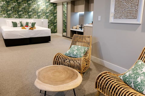 Pacific Hotel Cairns - Tourism Guide 19