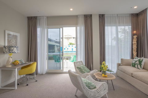 Pacific Hotel Cairns - Tourism Guide 6