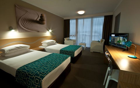 Pacific Hotel Cairns - Tourism Guide 38