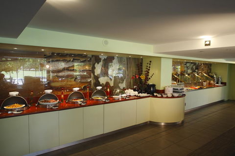 Pacific Hotel Cairns - Tourism Guide 31
