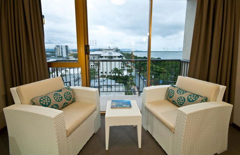 Pacific Hotel Cairns - Tourism Guide 4