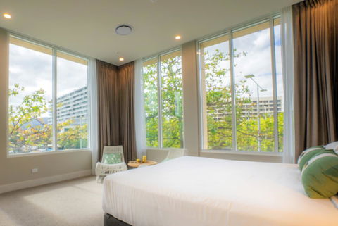 Pacific Hotel Cairns - Tourism Guide 22