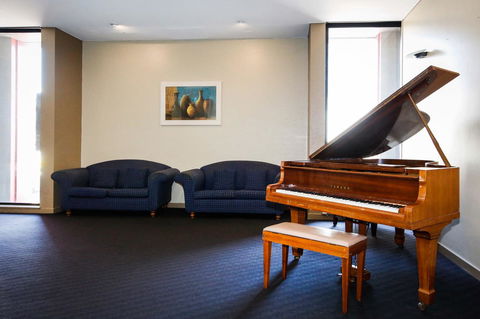 Madison Plaza Townsville - Travel Agents 4