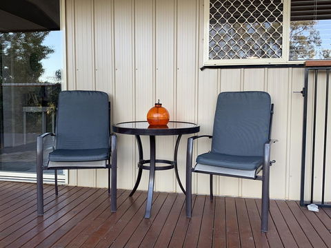 Bed & Breakfast 1 Bedroom Guest House - Travel Search 30