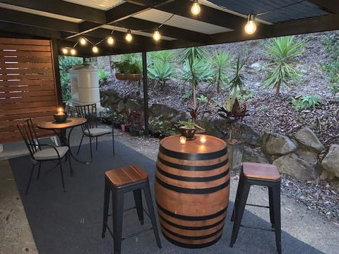 Bed & Breakfast 1 Bedroom Guest House - Travel Search 36