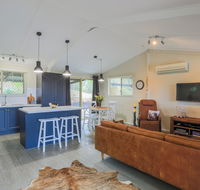 Bed  Breakfast 1 Bedroom Guest House - Travel Search