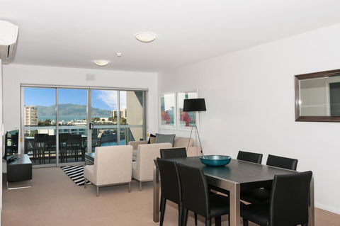 Allure Hotel & Apartments - Cruises Travel 40