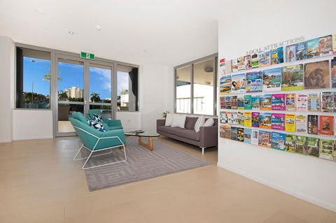 Allure Hotel & Apartments - Cruises Travel 16