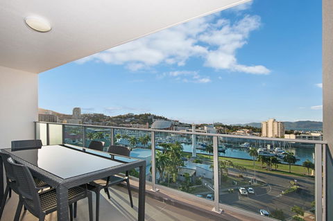 Allure Hotel & Apartments - Cruises Travel 39