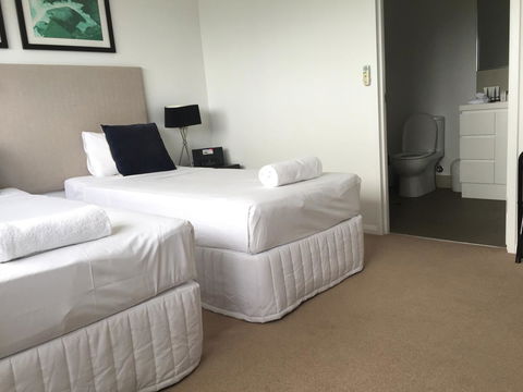 Allure Hotel & Apartments - Cruises Travel 31