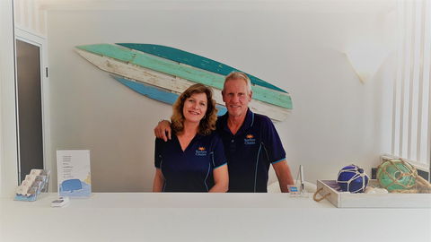 Surfers Chalet - Travel Search 8