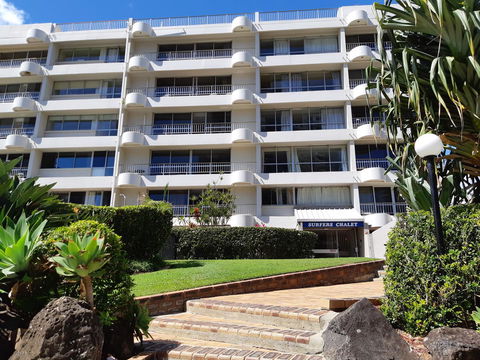 Surfers Chalet - Travel Search 1