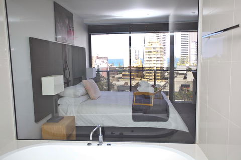 Circle Luxury Holidays - Travel Search 5