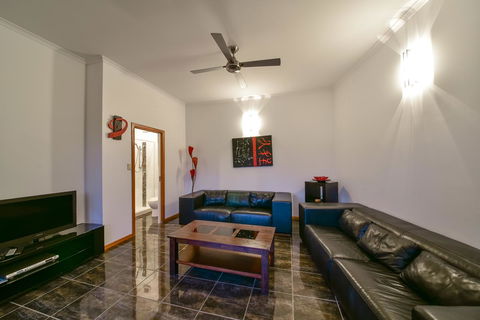 Bella Vista On Nara Pets Welcome - Travel Search 22
