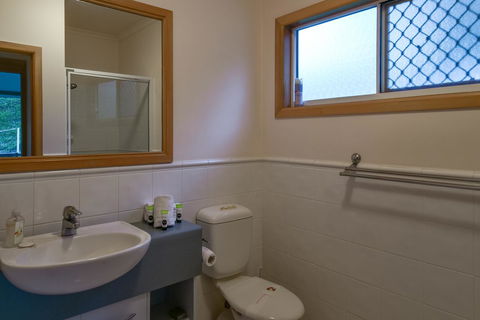 Bella Vista On Nara Pets Welcome - Travel Search 17