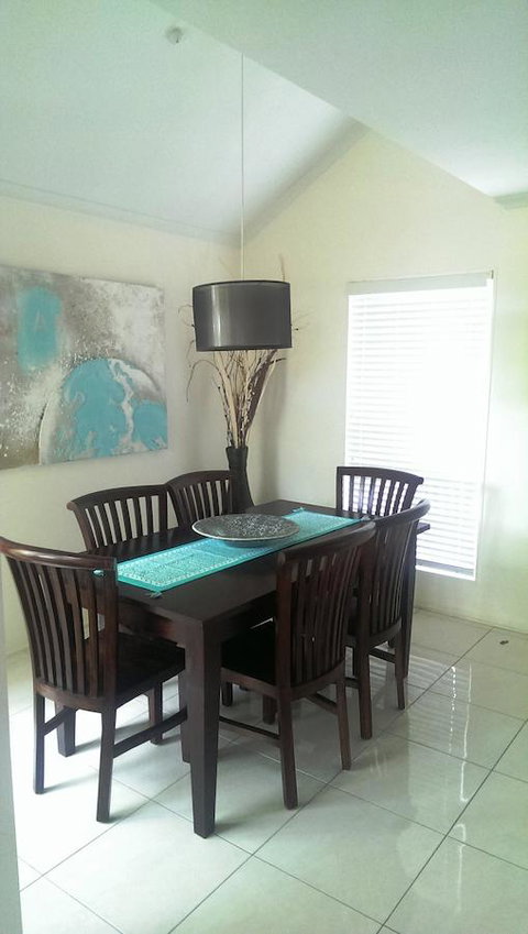 Skippers Cove Waterfront Resort - Travel Search 8