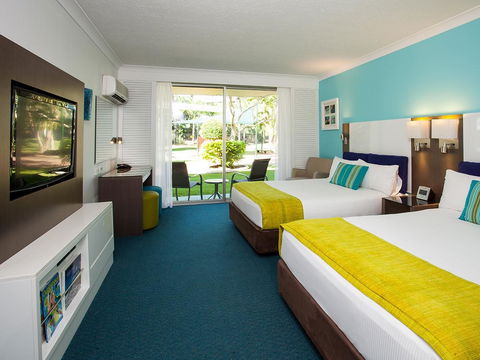 Sea World Resort - Travel Search 4