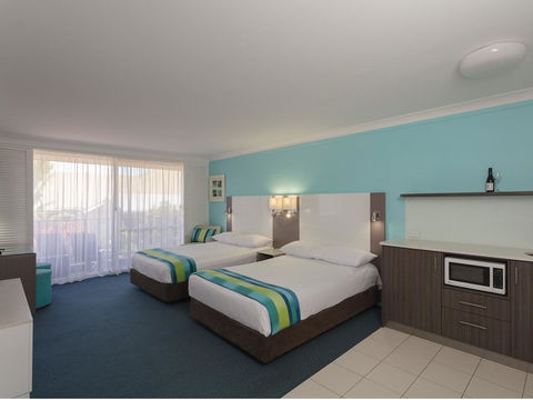 Sea World Resort - Travel Search 2