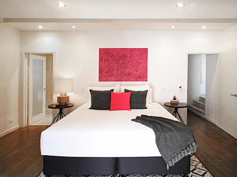 Allambi - Travel Agents 18