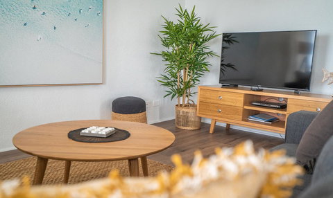 Mandolin Beachfront Resort - Travel Agents 7