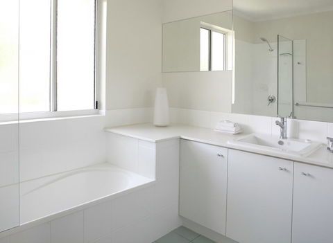 Serenity Apartments Noosa - Travel Search 42