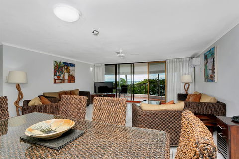 Roydon Beachfront Apartments - Travel Search 21