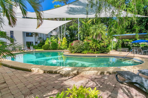 Roydon Beachfront Apartments - Travel Search 12