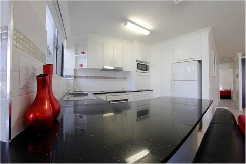 Headland Tropicana Resort - Travel Agents 22