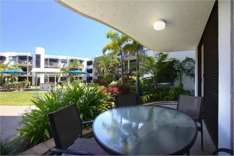 Headland Tropicana Resort - Travel Agents 26