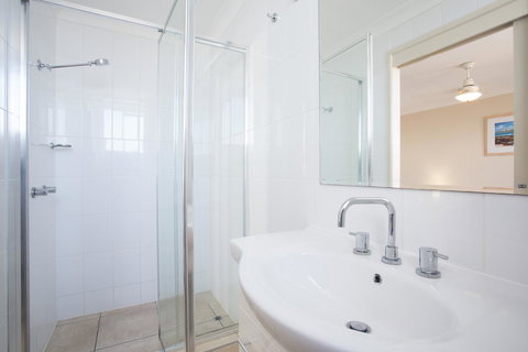 Headland Tropicana Resort - Travel Agents 41