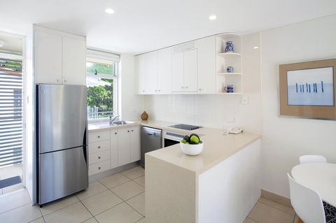 Maison Noosa - Travel Search 28