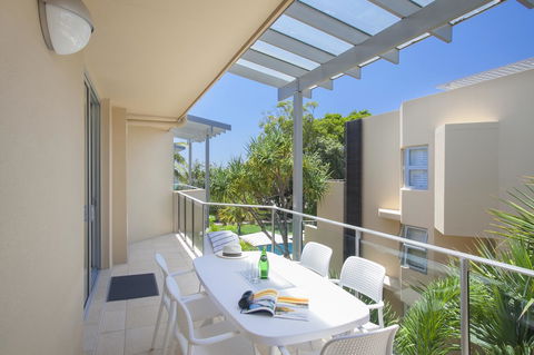Maison Noosa - Travel Search 16