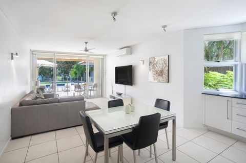 Maison Noosa - Travel Search 21