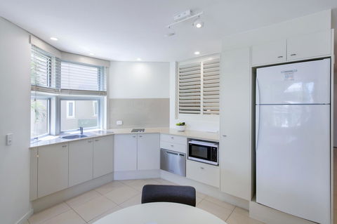 Maison Noosa - Travel Search 8